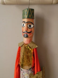 Marionnette décorative turc ancienne en bois et métal doré jouet ancien fabrication artisanale
