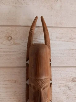 Masque africain en bois