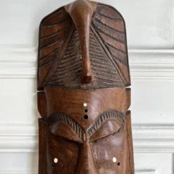 Masque africain en bois