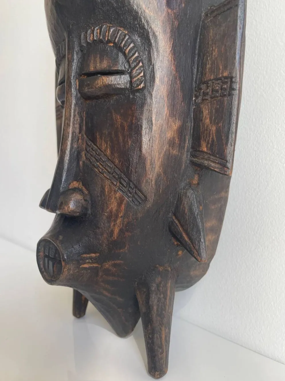 Masque africain, style Baoulé