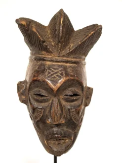 Masque Chokwe - Milieu du 20e siècle - Angola - African Tribal Art