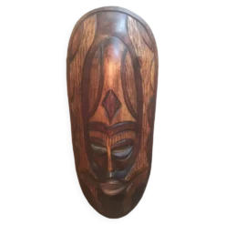 Masque d'afrique en bois