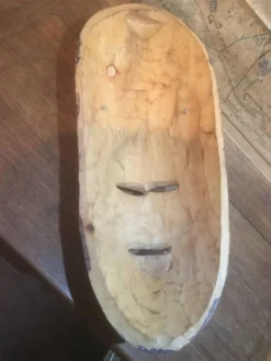 Masque d'afrique en bois