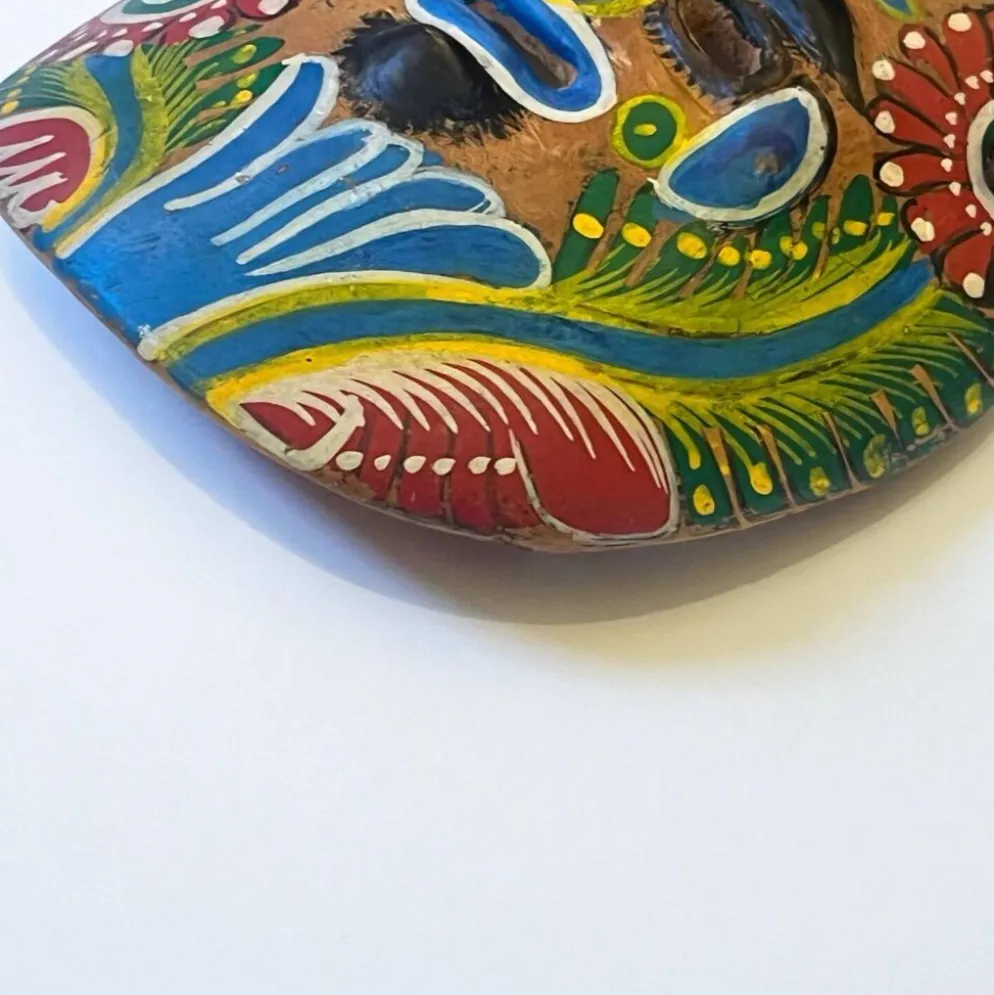Masque du Mexique en terre cuite colorée, années 70, mexicain