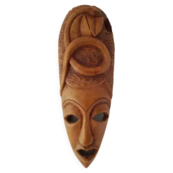 Masque en bois africain
