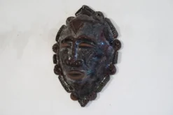 Masque en ceramique africaniste 1960