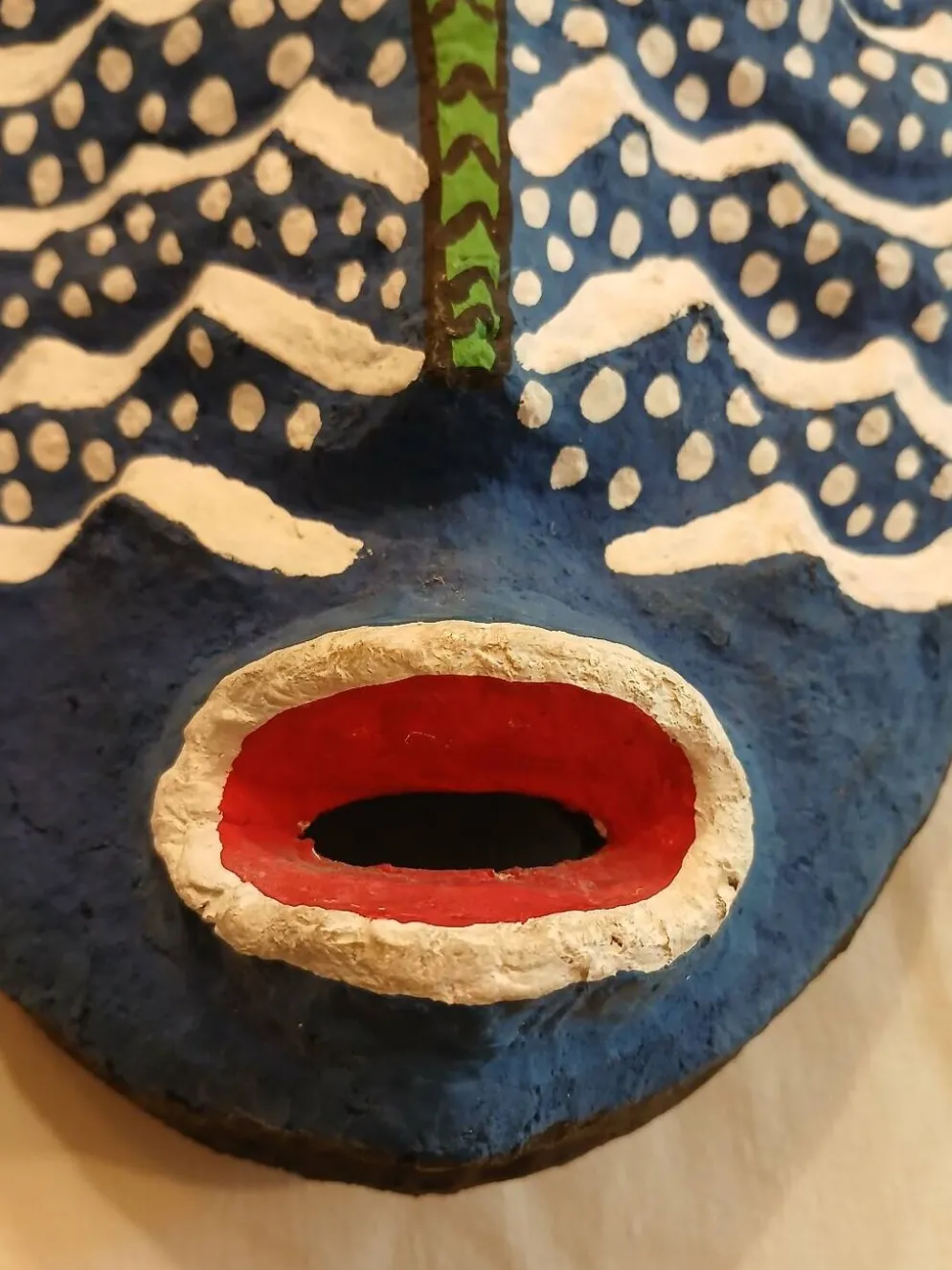 Masque ethnique en bois
