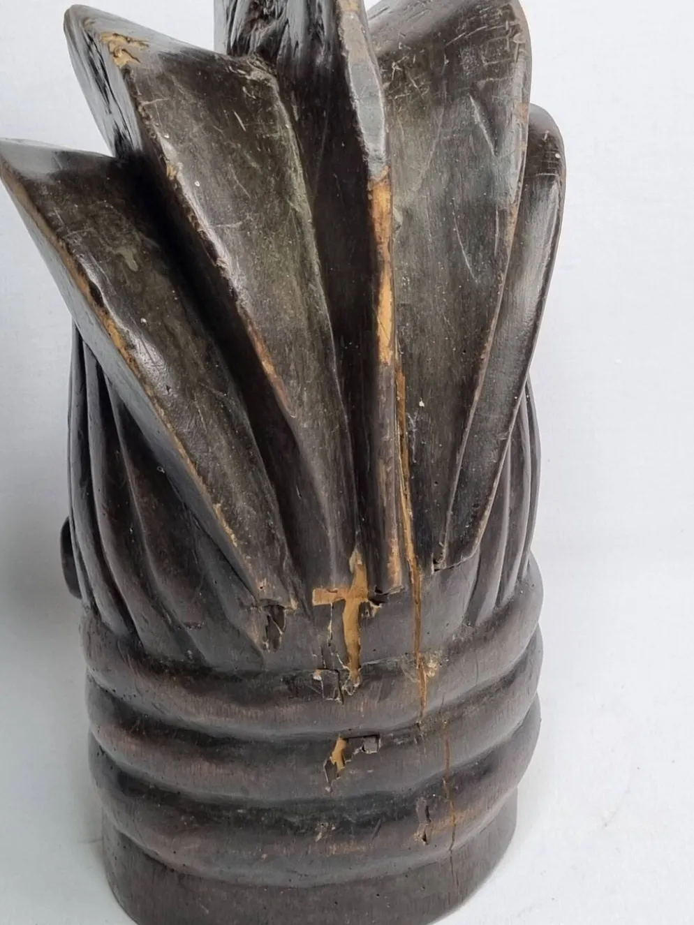 Masque-Heaume Guro Décoratif en Bois Sculpté – Côte d'Ivoire, 35 cm