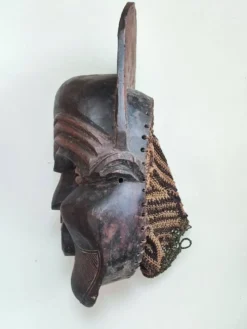 Masque Mbunda Sachihongo