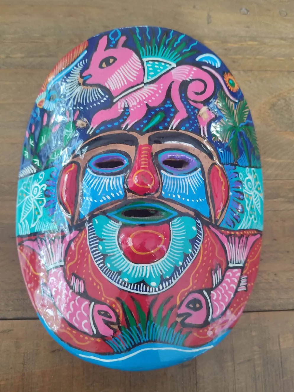 Masque mexicain peint à la main
