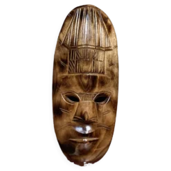 Masque mural en bois