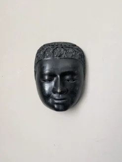 Masque mural en bronze Asie fabrication artisanale