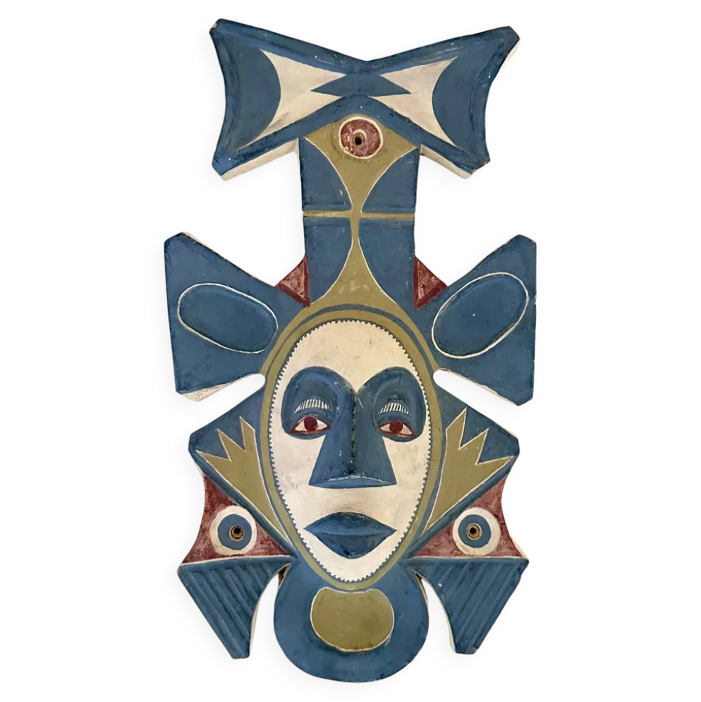 Masque mural en terre cuite peinte