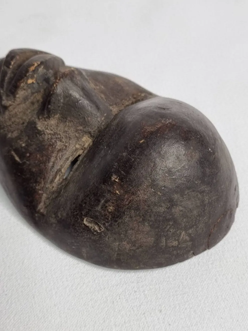 Masque passeport, Dan en bois patiné – Côte d’Ivoire, XXe siècle, 13 cm