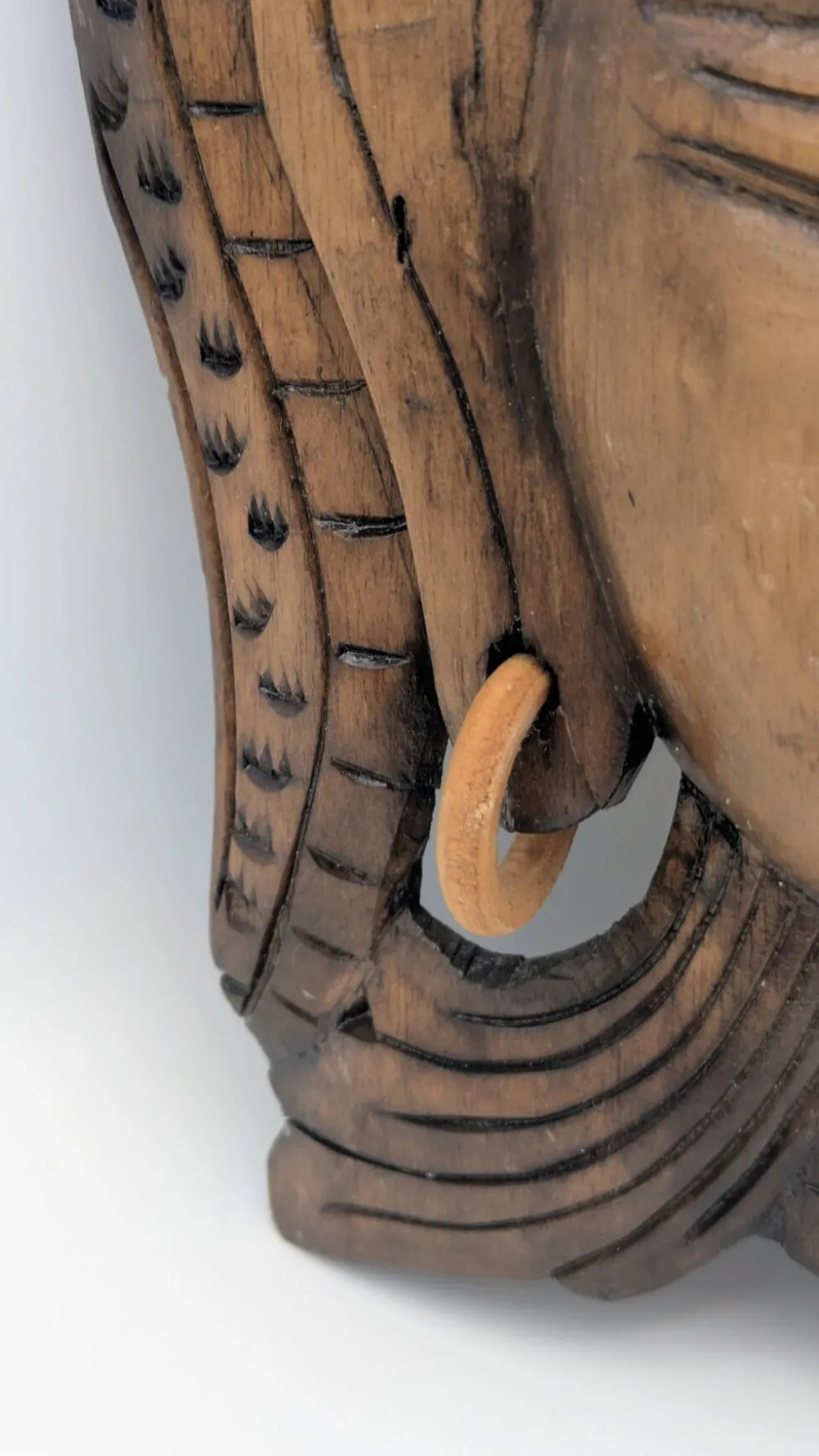Masque Sculptural Bois - Visage & Cobra Royal (Naga) - Art Tribal Indonésie
