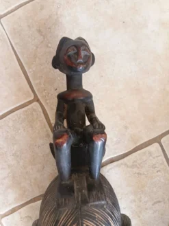 Masques en bois sculptés Mblo Baule d'Afrique de l'Ouest (1970-1980)