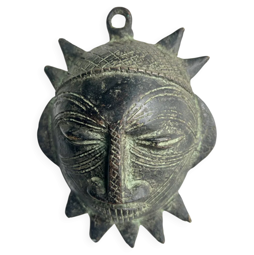 Masque Tikar en Bronze Fekima– Masque de Divinité | Art Africain