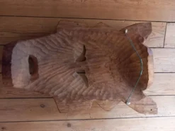 Masque tribal/ africain en bois