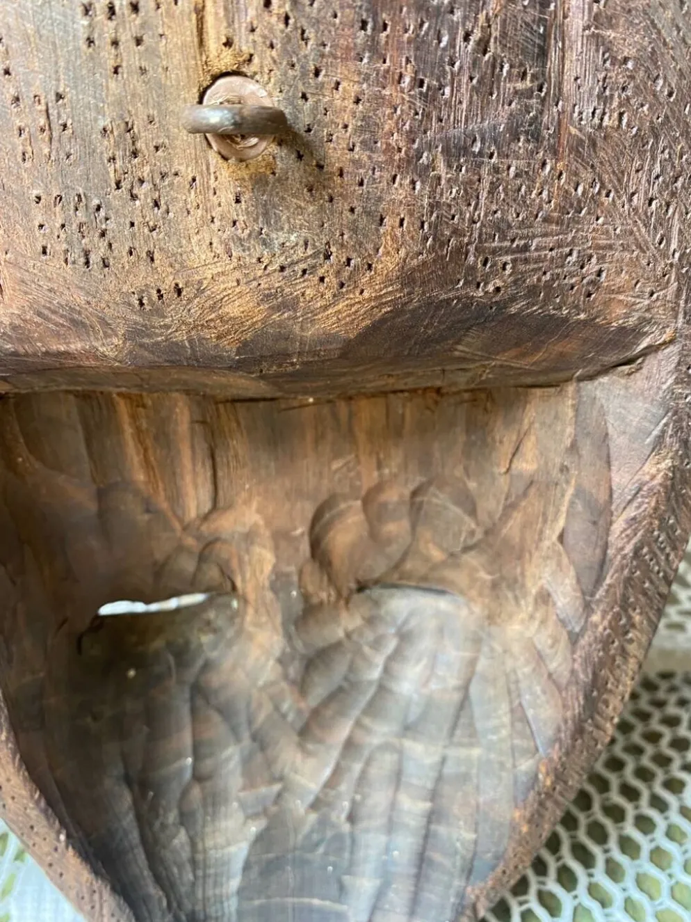 Masque tribal en bois