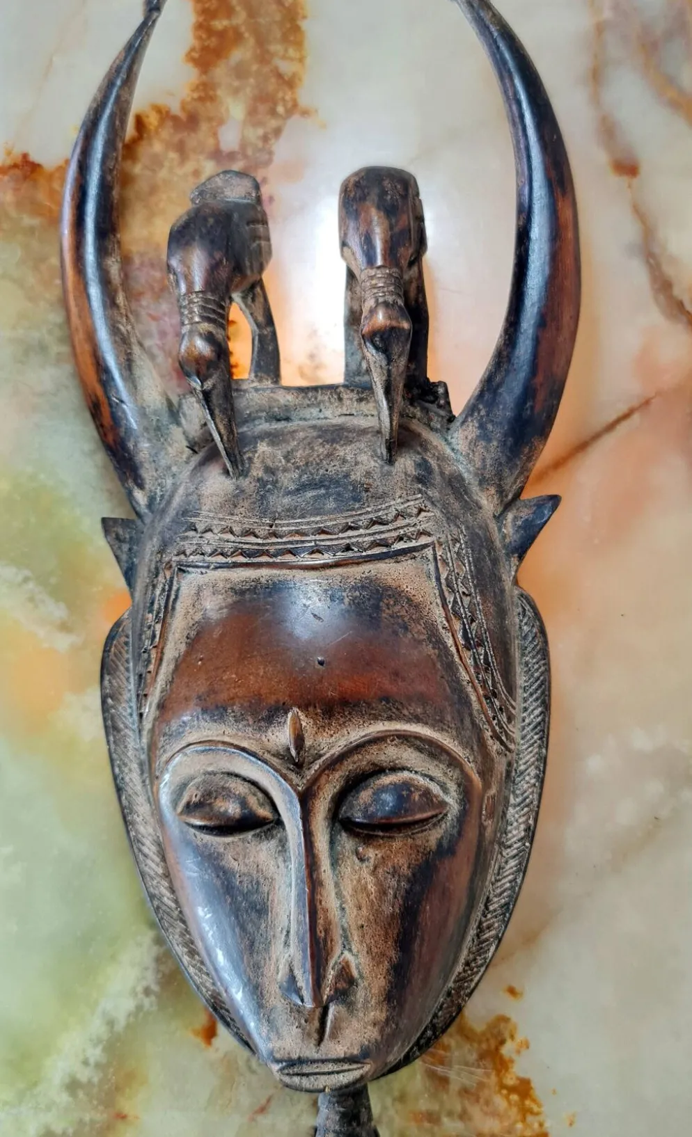 Masque Yohoure Lomane du groupe "je"