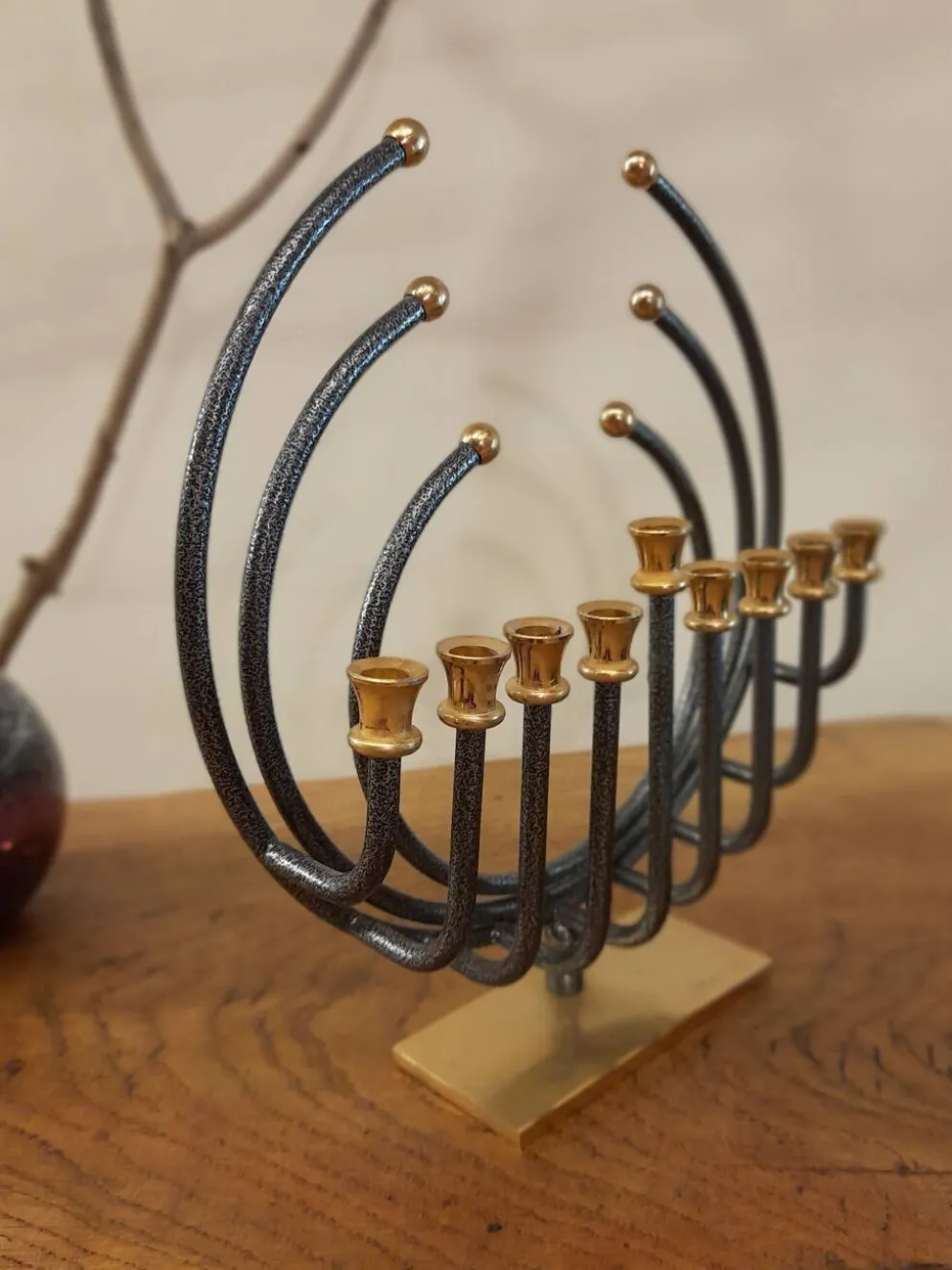 Menorah Hanoukia plaquée or et argent, made in Israël par Karshi, 1970