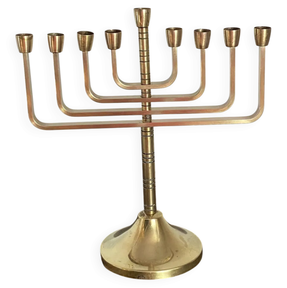 Menorah à neuf branches modulables en laiton