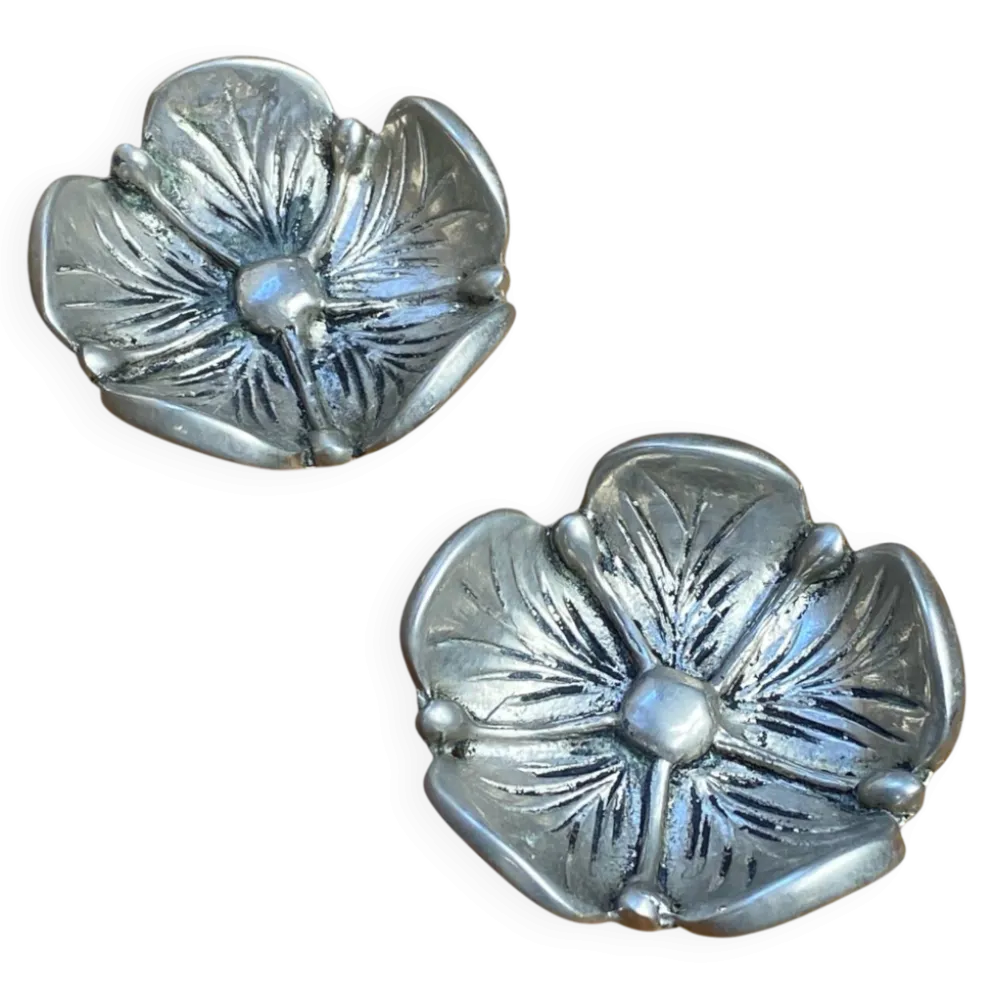 Mini cendriers lotus en metal argenté