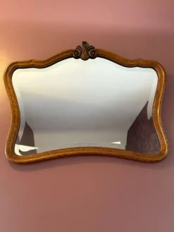 Miroir ancien biseauté, cadre en chêne