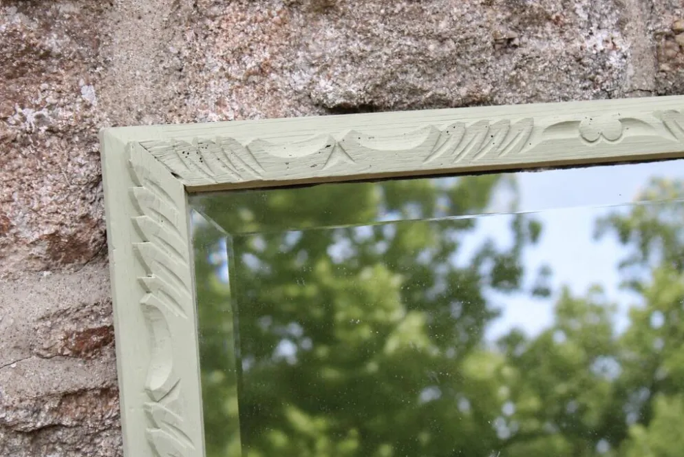 Miroir ancien biseauté en bois massif sculpté vert Lézard –