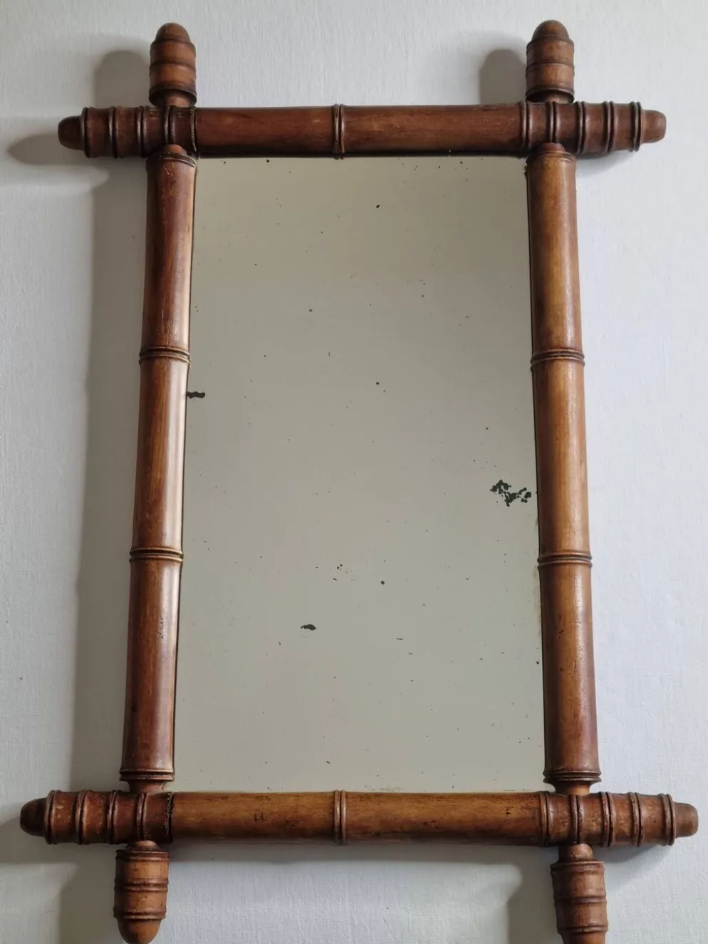 Miroir ancien de style bambou en bois tourné – fin XIXe siècle, 62 x 42 cm