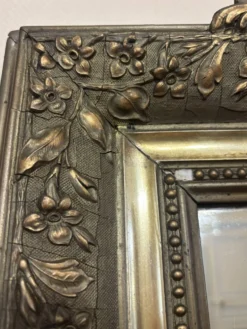 Miroir ancien doré
