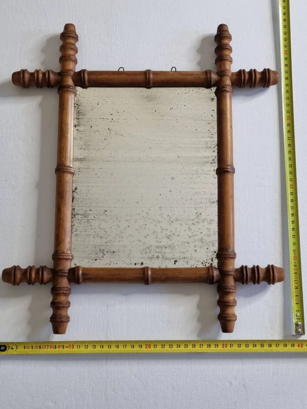 Miroir ancien en bois tourné style bambou, fin XIXe siècle, 44 x 38 cm