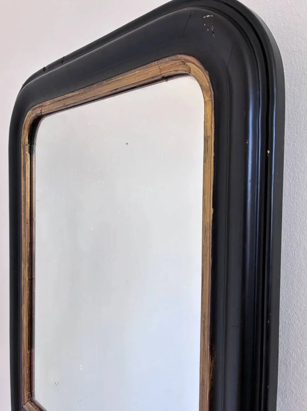 Miroir antique français Louis Philippe – noir et or, fin du 19e siècle