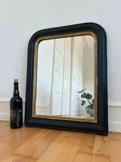 Miroir antique français Louis Philippe – noir et or, fin du 19e siècle