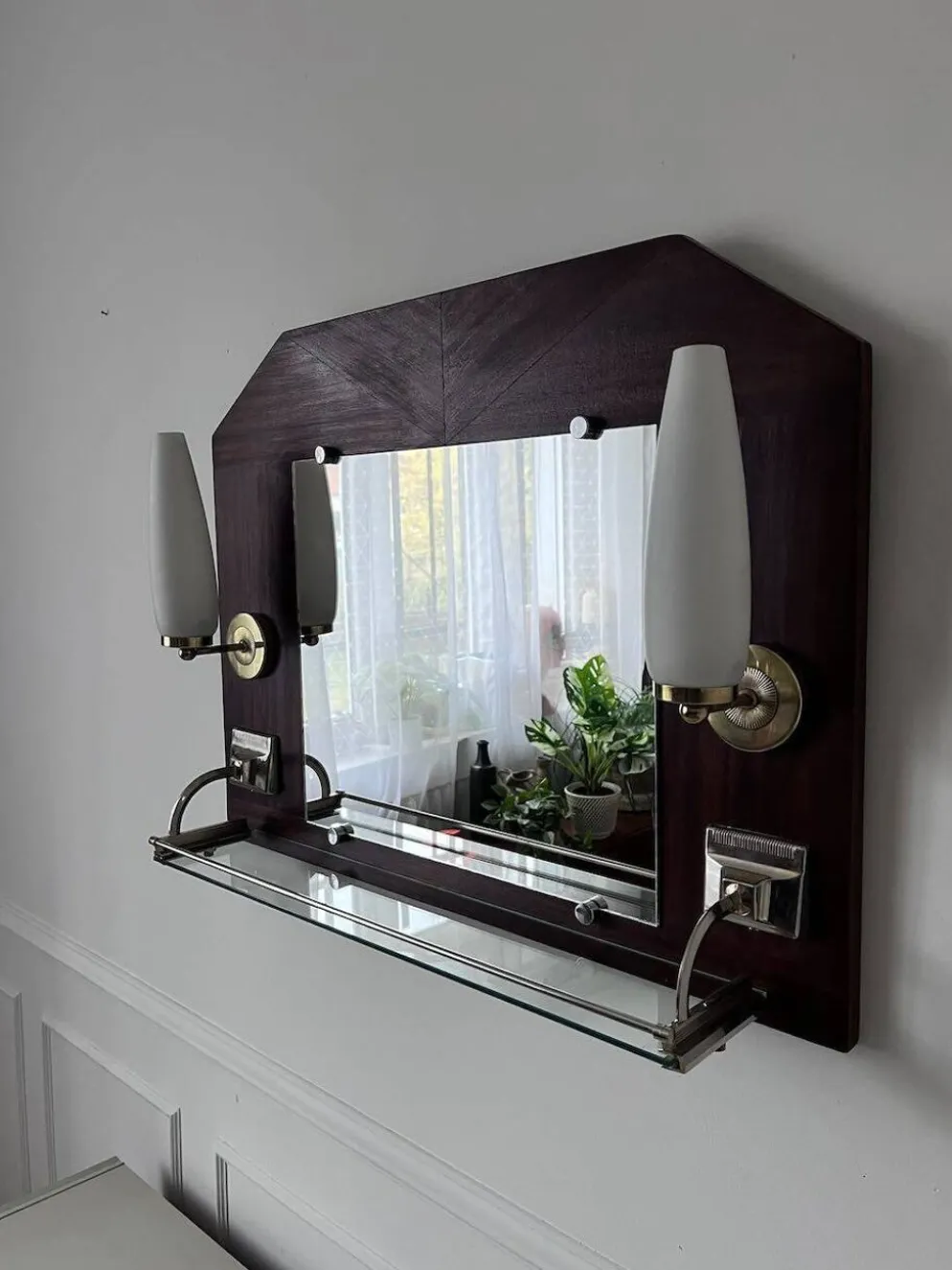 Miroir appliques en teck et opalines