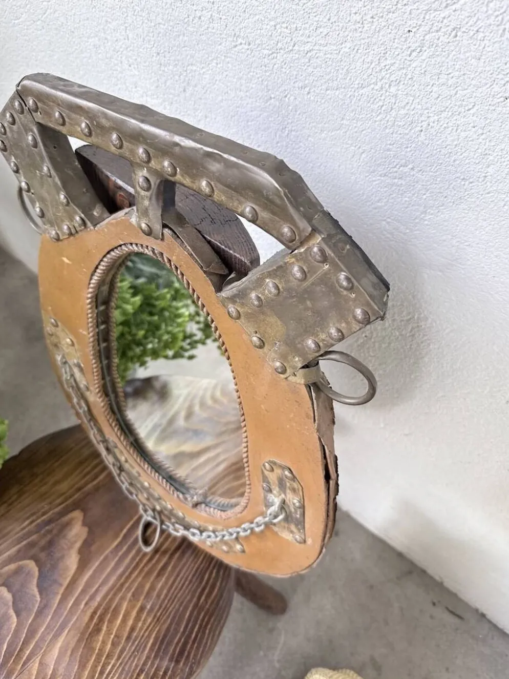 Miroir artisanal brutaliste « cheval »