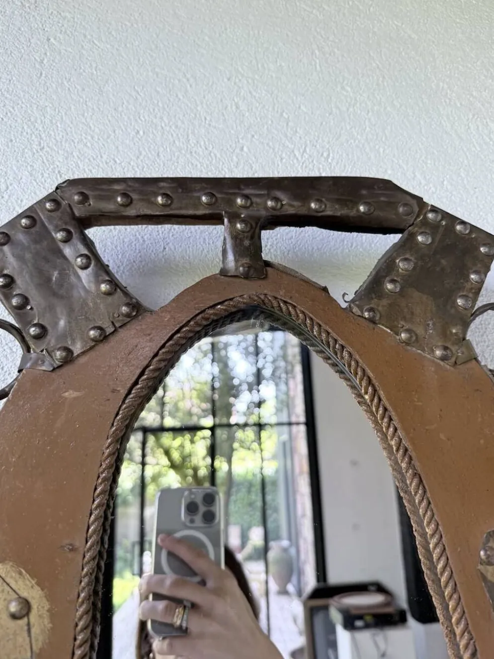 Miroir artisanal brutaliste « cheval »