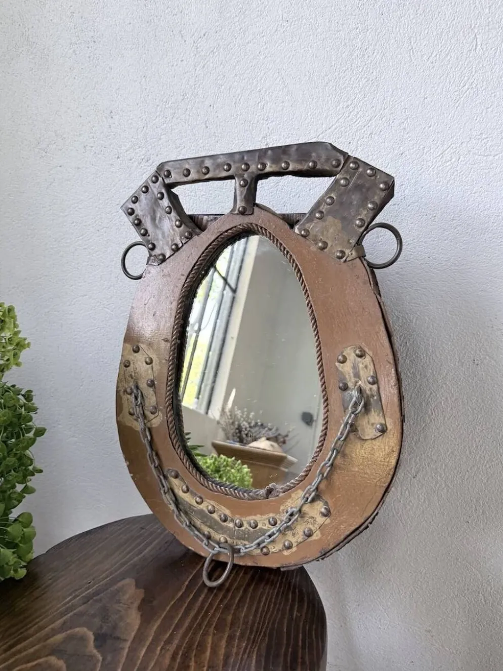 Miroir artisanal brutaliste « cheval »