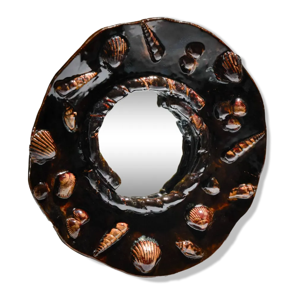 Miroir aux coquillages en grès émaillé