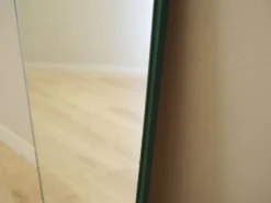 Miroir avec cadre en pin, design danois, années 1970, production : Danemark