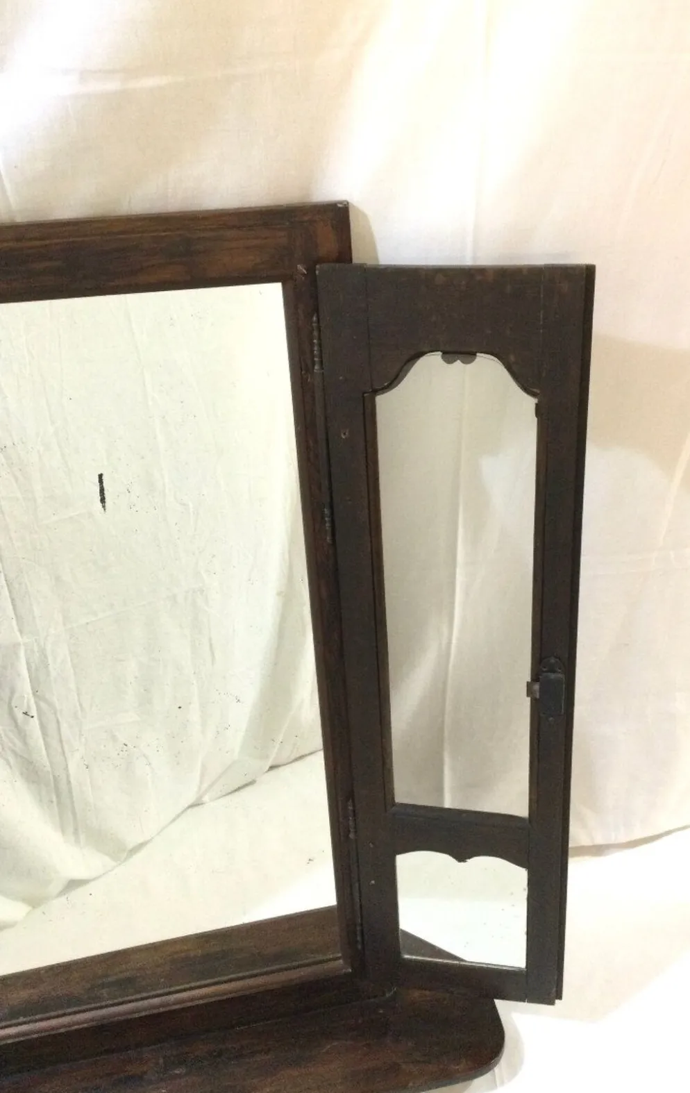 Miroir avec ses portes fleuries 90x111cm