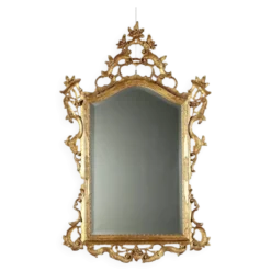 Miroir baroque ancien en bois sculpté et doré, Italie, XXe siècle