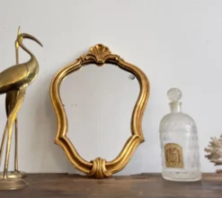 Miroir baroque en résine dorée Vintage