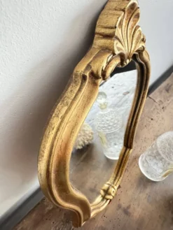 Miroir baroque en résine dorée Vintage