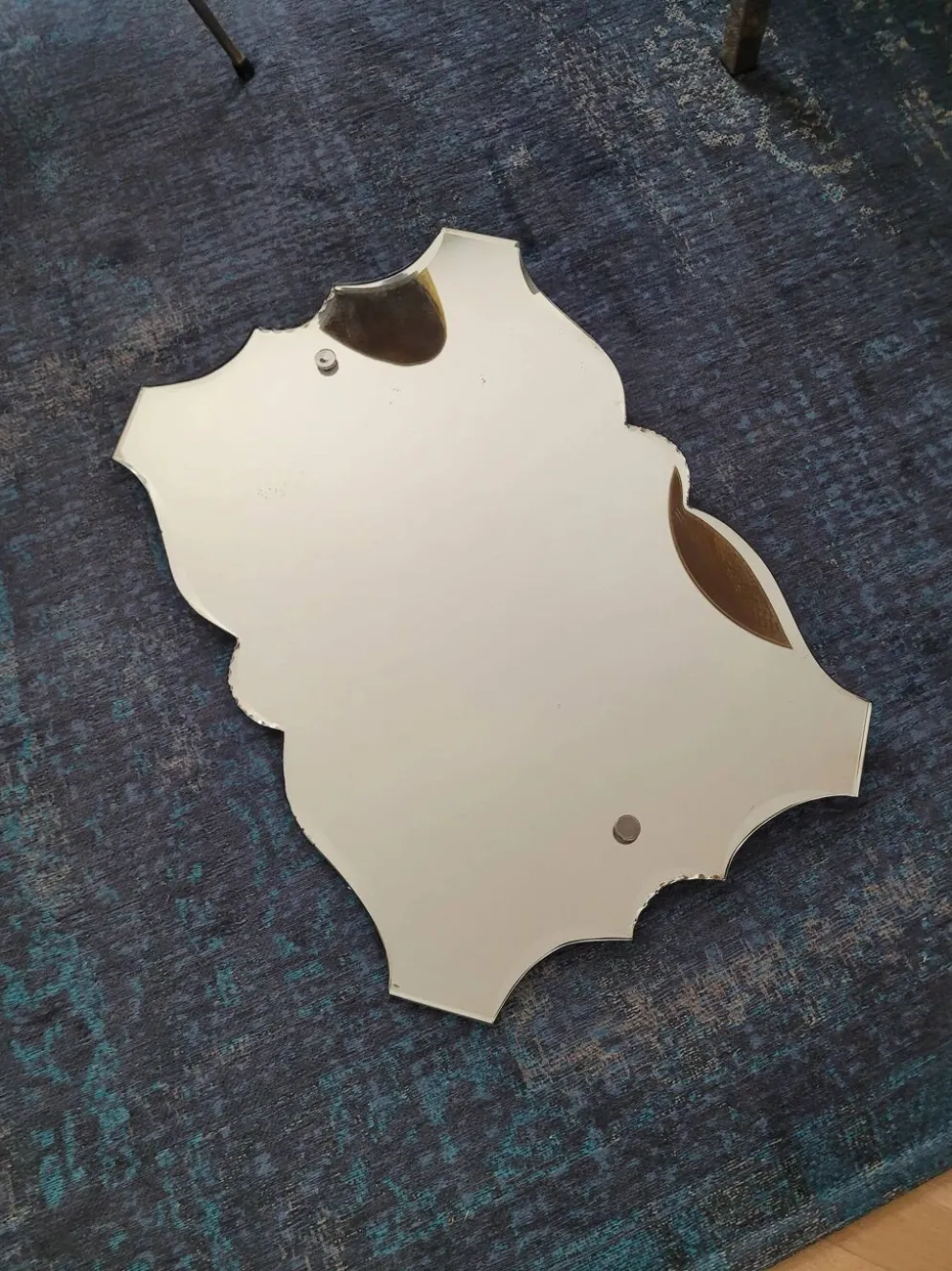 Miroir biseauté ancien à suspendre