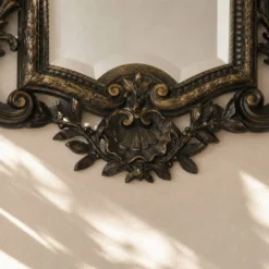 Miroir biseauté en bronze, Second Empire XIXe siècle, style Louis XV