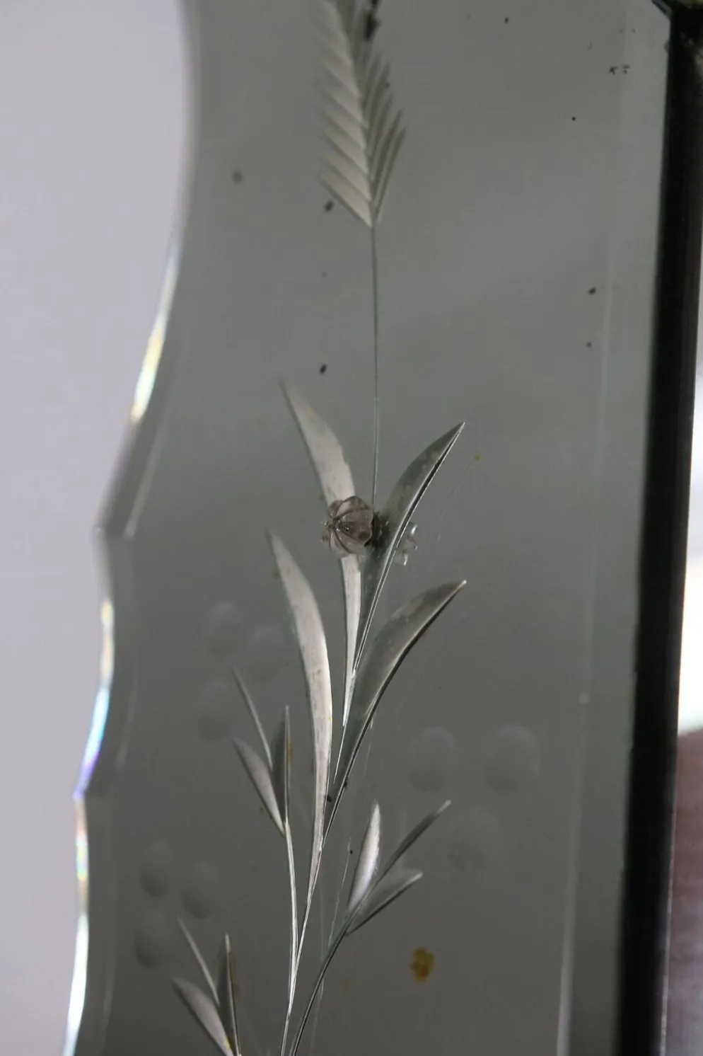 Miroir biseauté vénitien années 1950