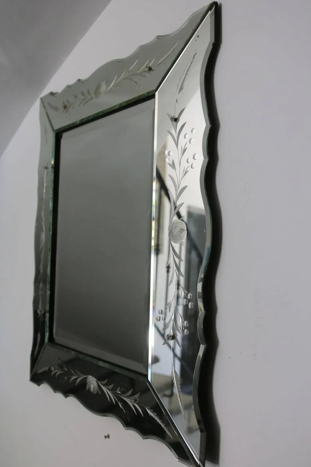 Miroir biseauté vénitien années 1950