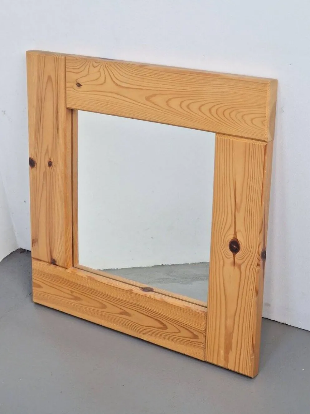 Miroir carré en pin scandinave vintage, années 1970