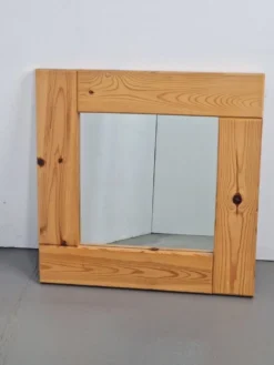 Miroir carré en pin scandinave vintage, années 1970
